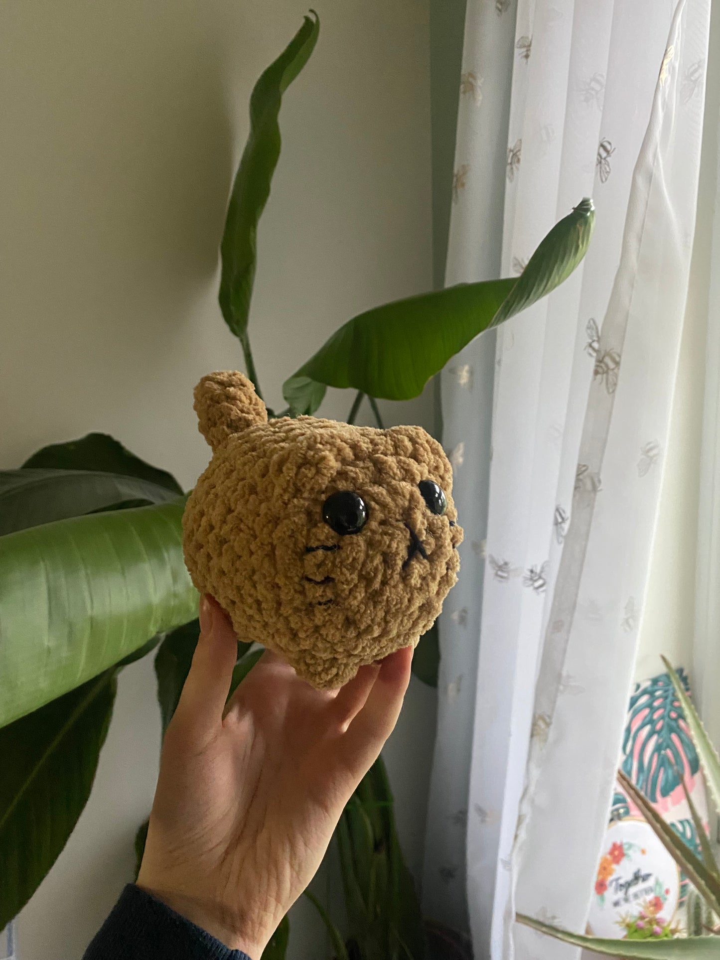 Crochet Amigurumi Loaf Cat Plushie (mini size)